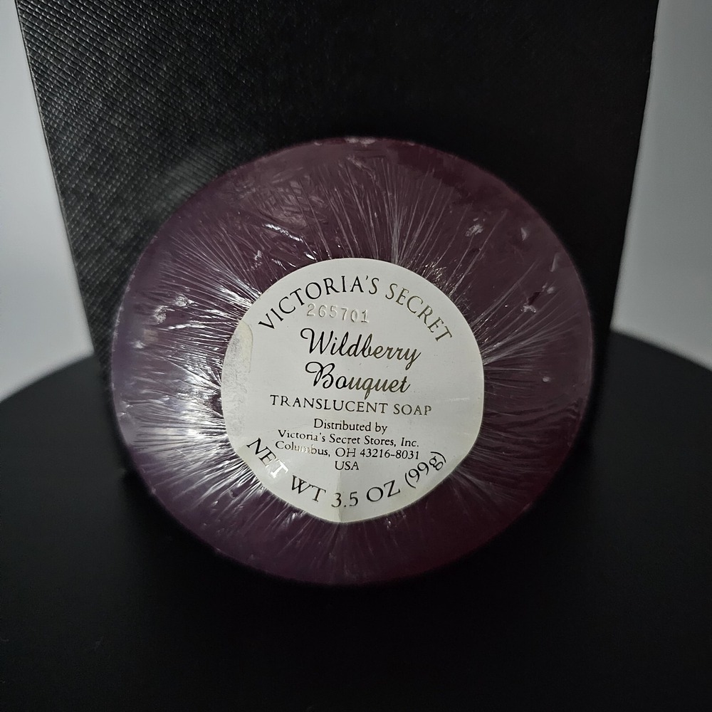 Victorias Secret Wildberry Bouquet 3.5oz Vintage Translucent Bar Soap